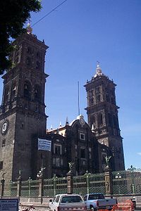 Pue-catedral.JPG