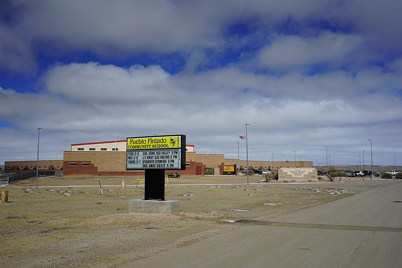 File:Pueblo Pintado Community School, February 2019.jpg