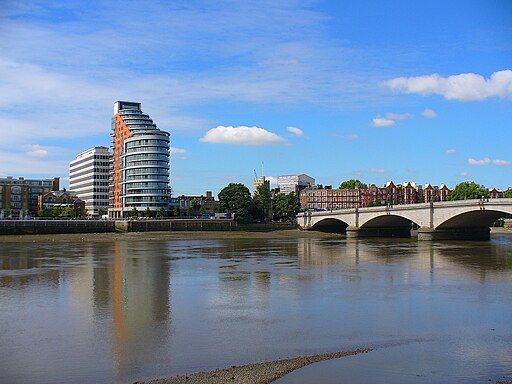 Putney Bridge, London