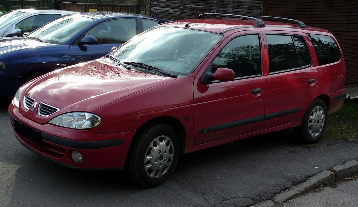 File:Renault Megane II Grandtour front 20090118.jpg - Wikimedia