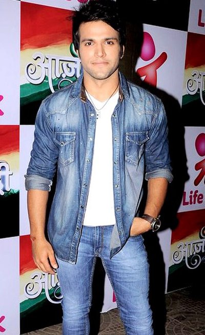 Image: Rithvik Dhanjani on the set of Life Ok's special show 'Azaadi'