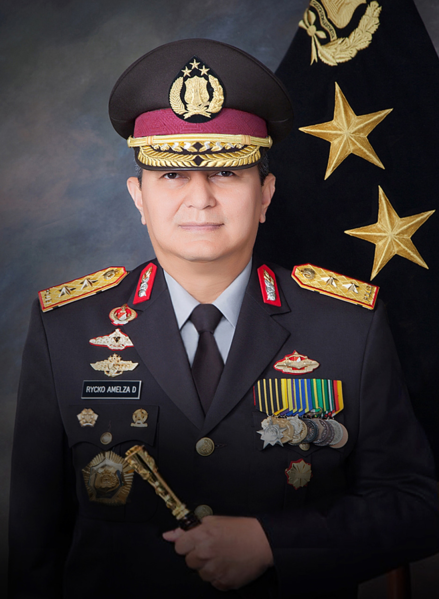 File:Rycko Amelza Dahniel, Governor of Indonesian National Police Academy.png