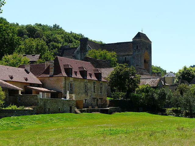 Saint-Amand-de-Coly - Wikipedia