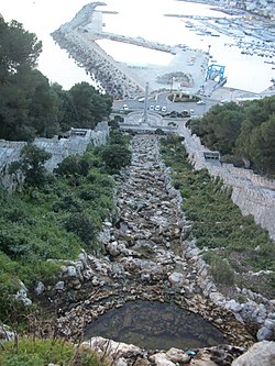 La scalinata monumentale posta alla fine dell'acquedotto a Santa Maria di Leuca