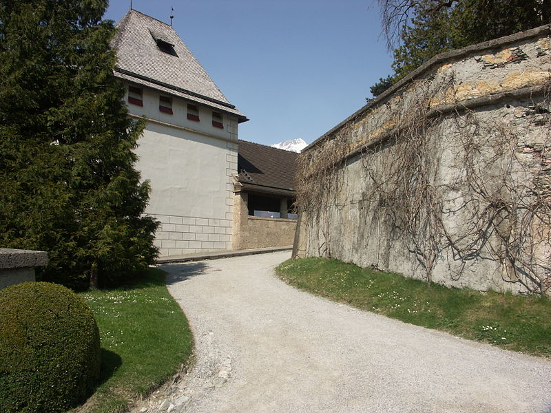 File:Schloss Ambras - 011.jpg