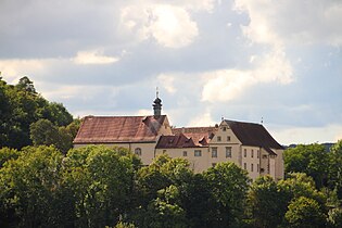 Schimmelturm (Schimmelturmgasse 6) und Schloss (Schloß Haltenbergstetten 2)