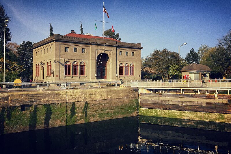 File:Seattle — Chittenden Locks Admin Building.jpg