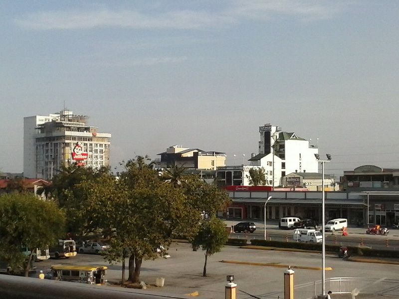 File:Skyline of Angeles city with Penthouse.jpg