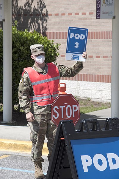 File:South Carolina National Guard provides support at testing center (49867689017).jpg