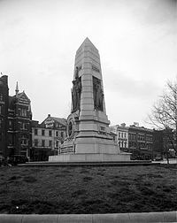 Stephenson Grand Army of the Republic monument 4a23943v.jpg