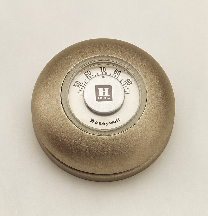 File:T-86 Round Thermostat, 1953.jpg - Wikipedia