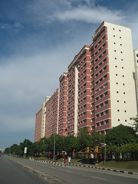 File:Tampines HDB 4.JPG