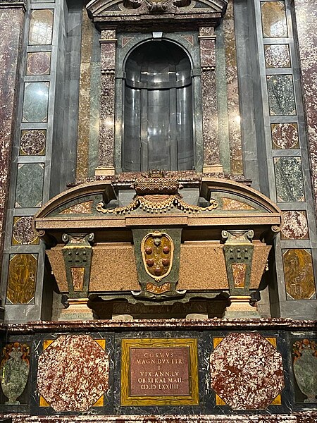 File:Tomb of Cosimo I, Grand Duke of Tuscany, Chapel of the Princes, San Lorenzo, Florence.jpg