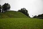 Toos-Waldi, bronzezeitliche Höhensiedlung / römisches Gebäude