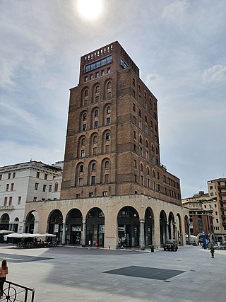 <span class="mw-page-title-main">Torrione INA</span> Commercial offices, Residential in Brescia, Italy