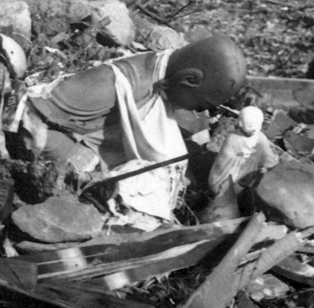 File:Two buddha statues detail, Nagasaki temple destroyed (cropped).jpg