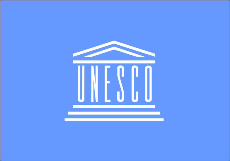 File:UNESCO flag.png