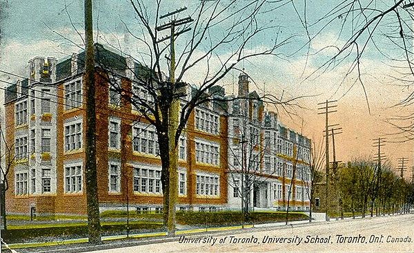 View of the school in 1920