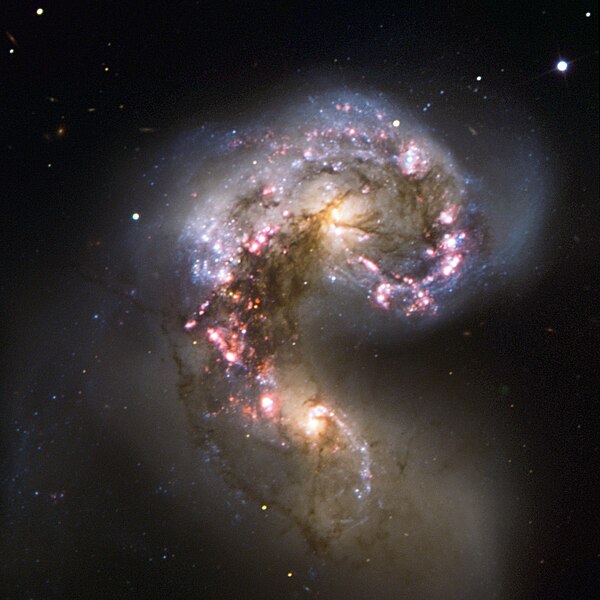 File:VLT Observes the Antennae Galaxies.jpg