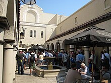 The historic Varsity Theatre, built in 1927 in a Mission Revival style Varsity Theater, Palo Alto, CA (2771895956).jpg