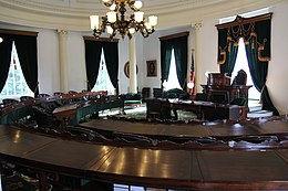 Panorama de la chambre du Sénat de l'État du Vermont.jpg