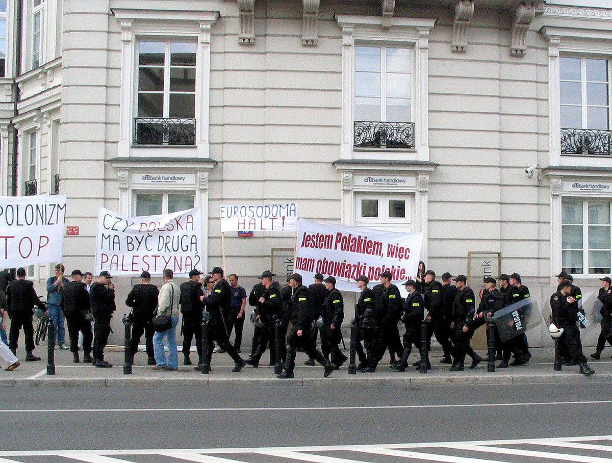 Запрет варшава. Парад равенства.