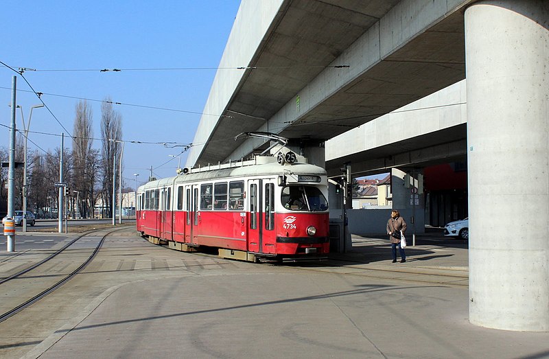 File:Wien-wiener-linien-sl-25-1020394.jpg