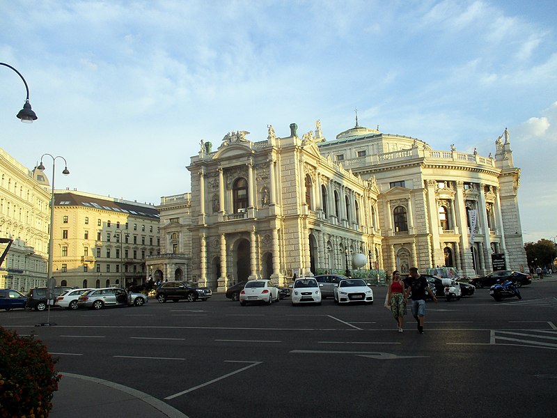 File:Wien 5273 Opera.jpg