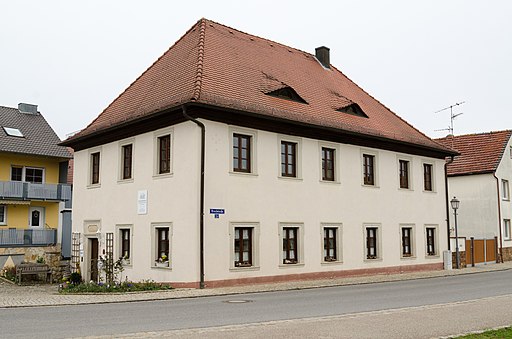 Wonfurt, Dampfach, Dorfstraße 26, 001