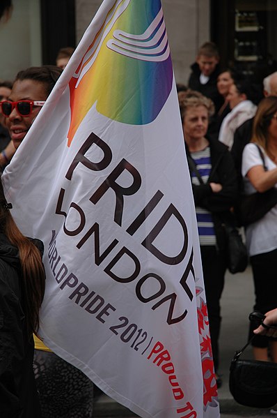Archivo:World Pride London 2012 (7527716086).jpg