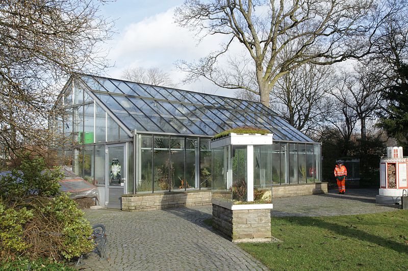 File:Wuppertal - Hardt - Botanischer Garten - Sukkulentenhaus 01 ies.jpg