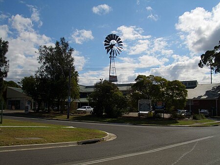 Yarrawarrah shops