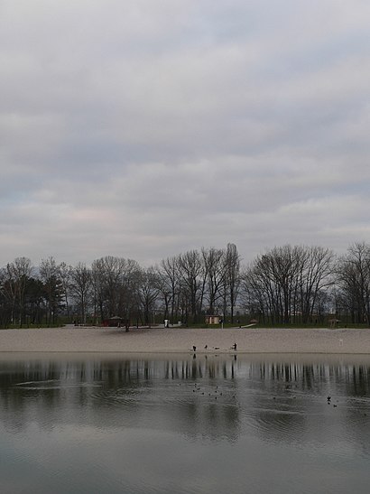 How to get to Bundek with public transit - About the place