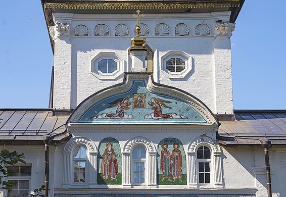 637. Святые ворота с церковью святителя Николая,[8] Толгский монастырь, Ярославль Автор — Novingalina