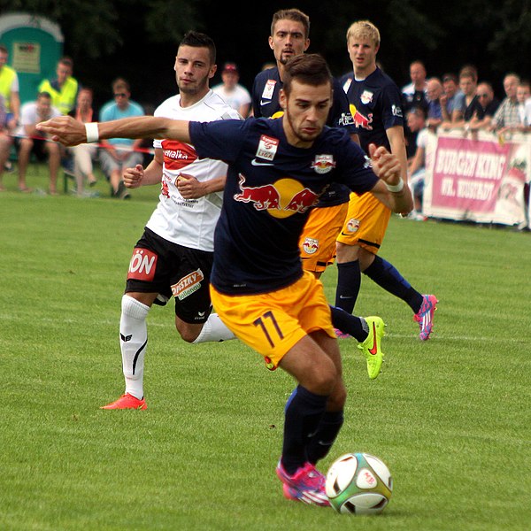 File:1. SC Sollenau vs. FC Red Bull Salzburg 2014-07-12 (144).jpg