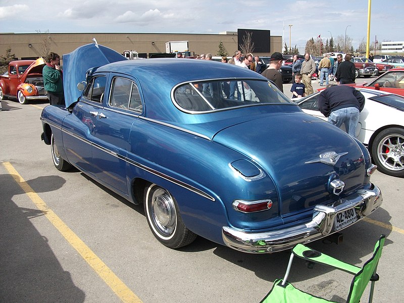 File:1949 Monarch Crown (4551362217).jpg