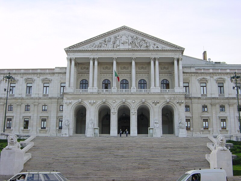 File:2002-10-26 11-15 (Andalusien & Lissabon - 239) Lissabon, Parlament.jpg