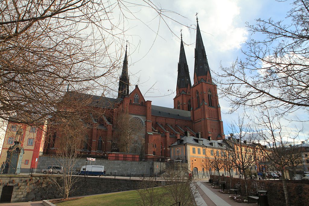 2013 04 28 Uppsala domkyrka.JPG