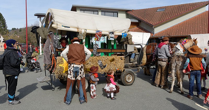 File:2017-03-11 14-24-22 carnaval-etueffont.jpg