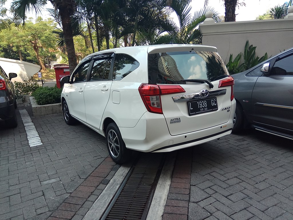 File:2017 Toyota Calya 1.2 G (rear), West Surabaya.jpg - Wikimedia Commons