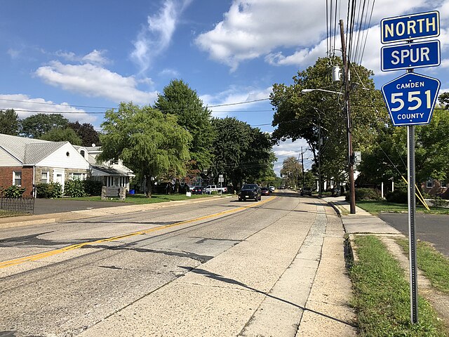 View north along CR 551 Spur at Route 168 in Mount Ephraim