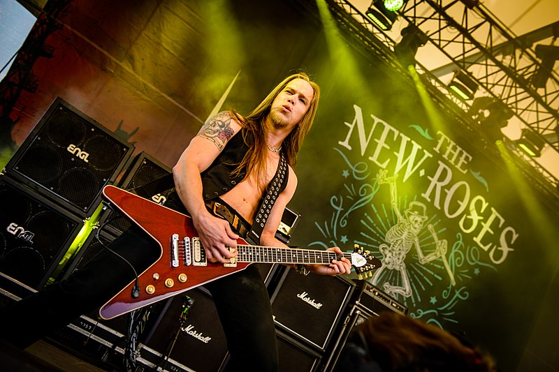 File:20180519 Gelsenkirchen RockHard The New Roses 0104.jpg