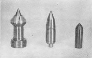 Swedish "37/24 mm slpprj m/49" APDS projectile for the Bofors 37 mm anti-tank gun from 1949.
37/24 indicates full-calibre with sabot and sub-calibre without sabot -- 37 / 24 mm (1.46 / 0.945 in).
Left object shows the projectile with sabot, central object shows projectile without sabot and the right object is the projectile's tungsten-core. 24 mm slpprj m49.png