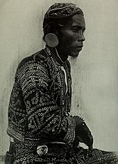 A Bagobo matanum (chieftain) who leads communities along with elders (magani) and female shamans (mabalian) A Bagobo Chief of Mindanao.jpg