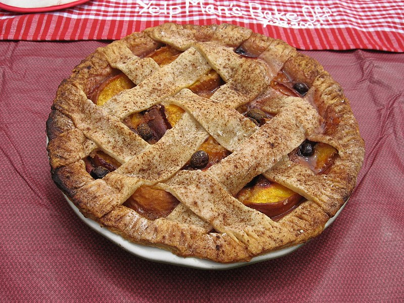 File:A very beautiful Nectarine Pie.jpg