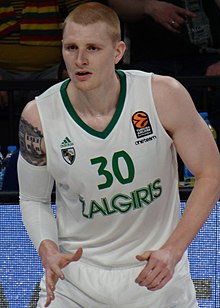 Aaron White (koszykówka) 30 pne Žalgiris Euroliga 20180223 (2) (przycięte).jpg