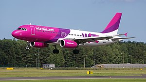 Airbus_320-200_Wizz_Air_3