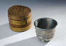 Antimony cup with leather case, Europe, 1601-1700 Wellcome L0057583.jpg