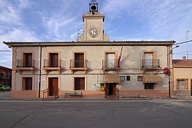 Ayuntamiento de Pinarnegrillo.jpg