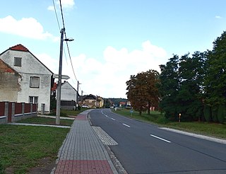 Silnice II/438 v Býškovicích